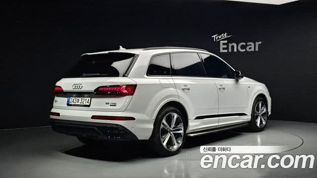 Audi Q7 (4M) 2
