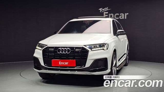 Audi Q7 (4M) 3