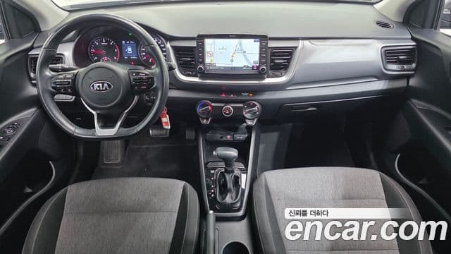 Kia 스토닉 4