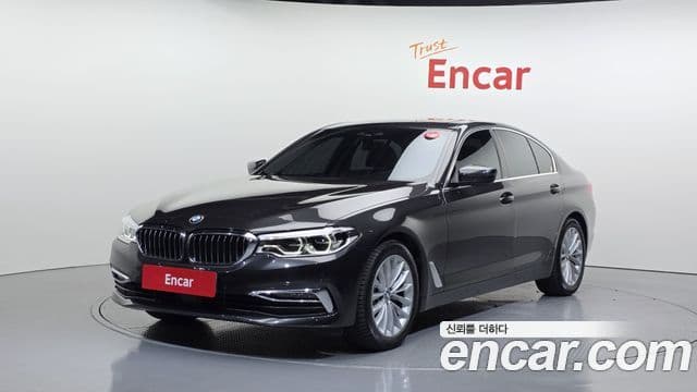 BMW 5 Series (G30)