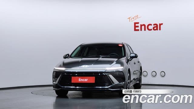 Hyundai Sonata The Edge Hybrid (DN8) 3