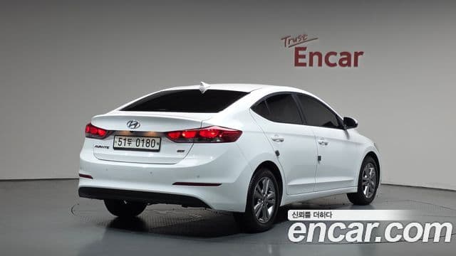 Hyundai Avante AD 2