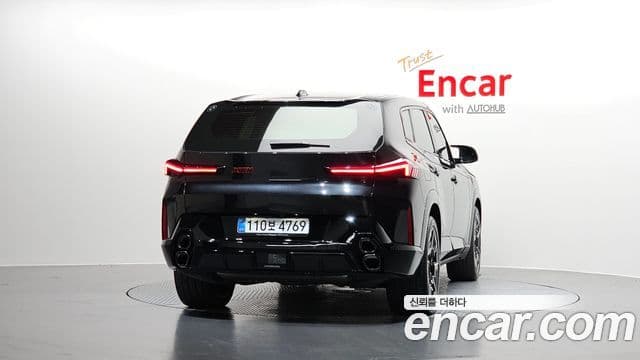 BMW XM (G09) 3