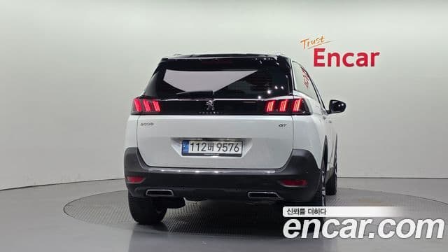 Peugeot 5008 2nd Gen 4