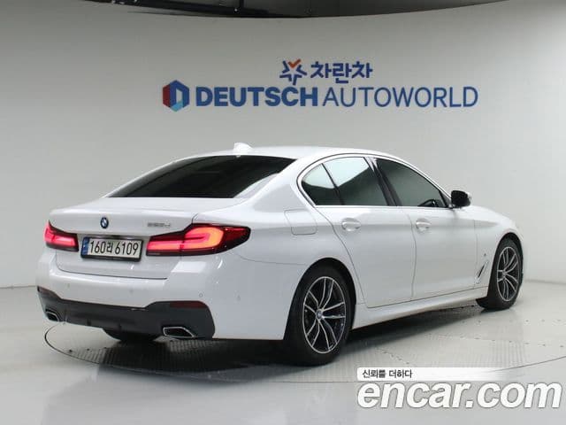 BMW 5 Series (G30) 2