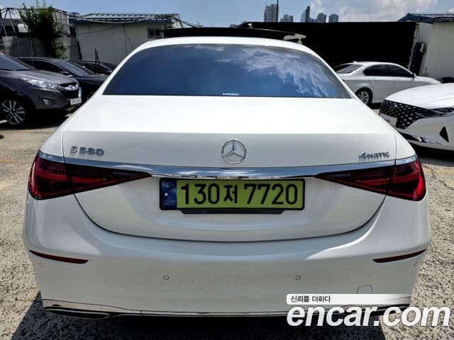 Mercedes-Benz S-Class W223 4