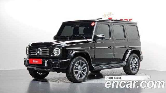 Mercedes-Benz G-Class W465