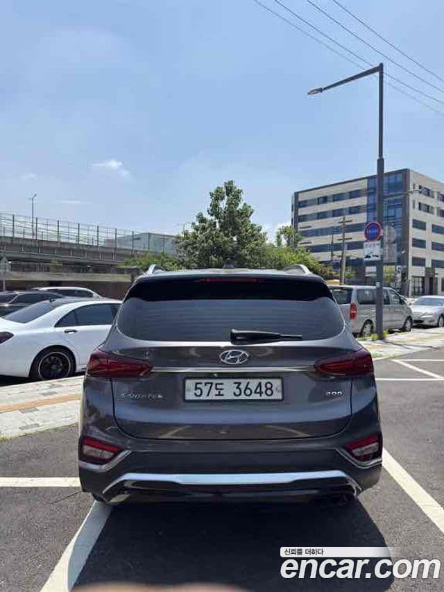 Hyundai Santa Fe TM 2