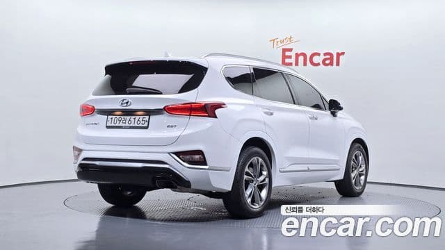 Hyundai Santa Fe TM 2