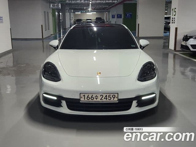 Porsche Panamera (971) 4