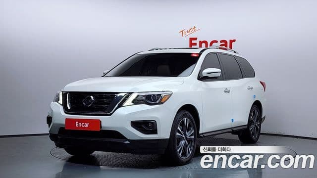 Nissan Pathfinder 4th Gen 1