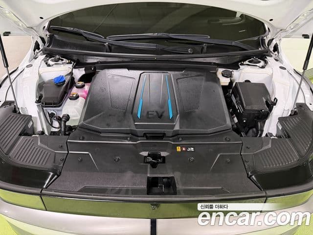 Hyundai Ioniq 5 4