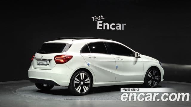 Mercedes-Benz A-Class W176 2