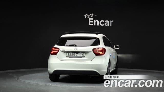 Mercedes-Benz A-Class W176 4