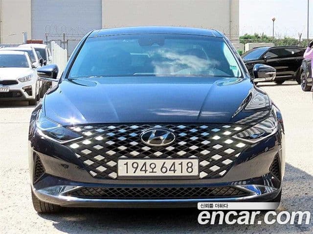 Hyundai The New Grandeur IG Hybrid — 1