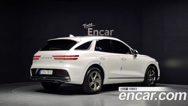 Genesis GV70 2