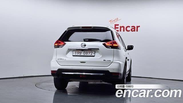 Nissan X-Trail 4