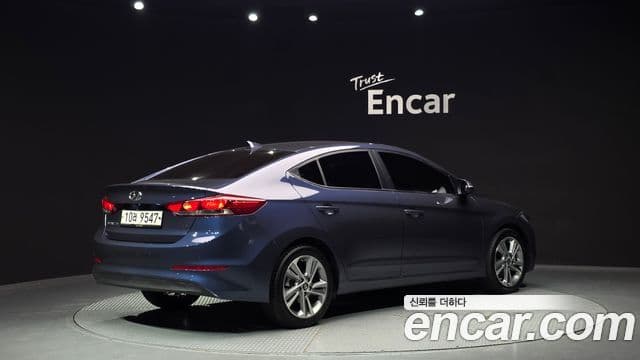 Hyundai Avante AD 2