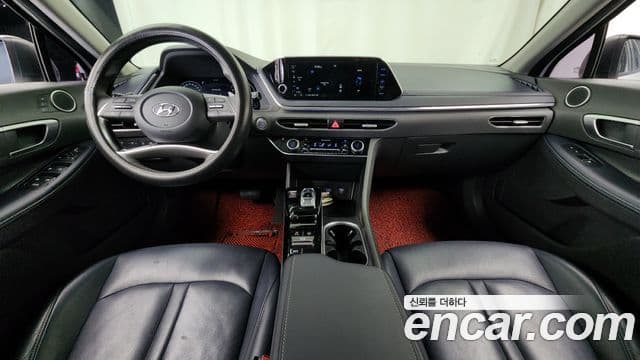 Hyundai Sonata (DN8) 4