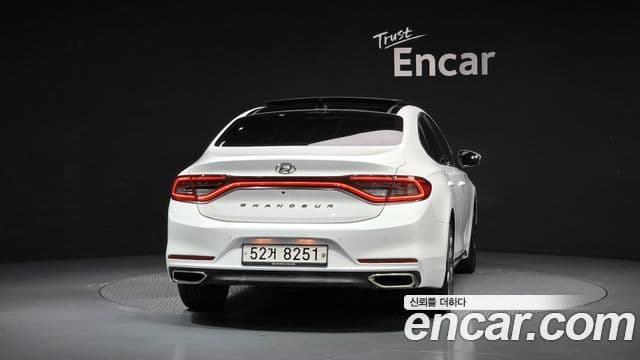 Hyundai Grandeur IG 4