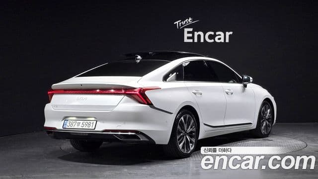 Kia K8 2