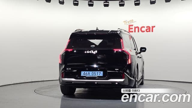 Kia EV9 4