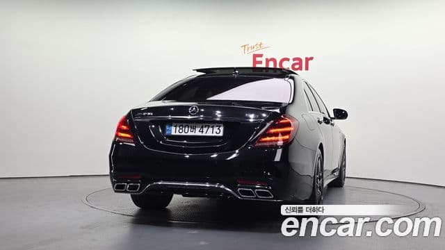 Mercedes-Benz S-Class W222 3