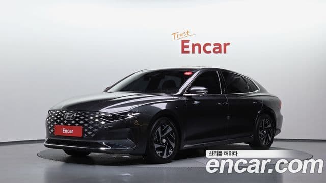 Hyundai The New Grandeur IG Hybrid 1