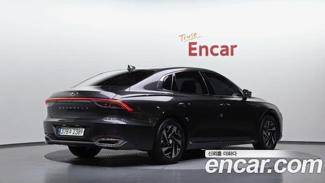 Hyundai The New Grandeur IG Hybrid 2