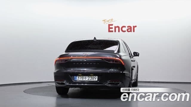 Hyundai The New Grandeur IG Hybrid 4