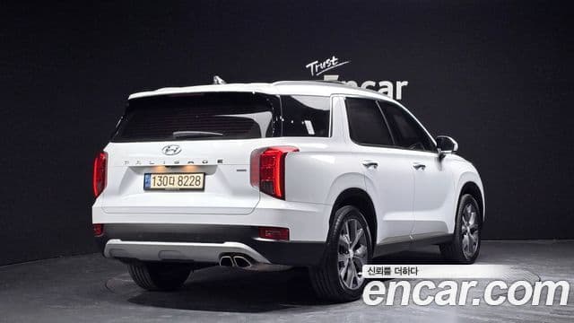 Hyundai Palisade 2