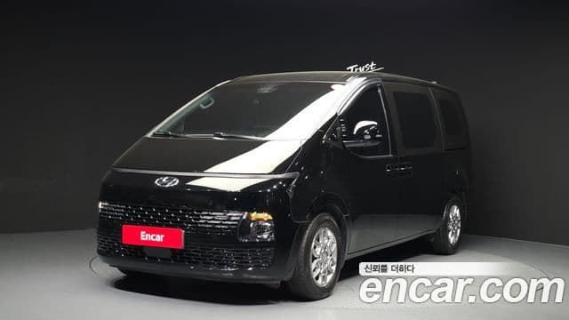 Hyundai Staria 1