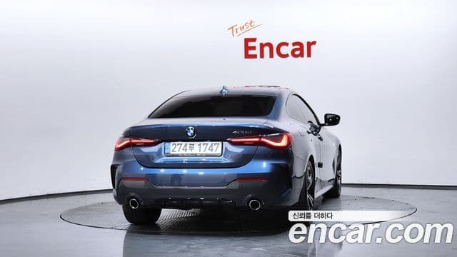 BMW 4 Series (G22) 3