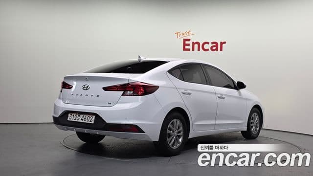 Hyundai The New Avante AD 2