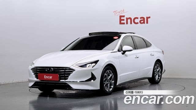 Hyundai Sonata (DN8) 1