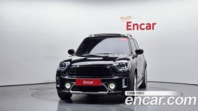 MINI Cooper Countryman 3