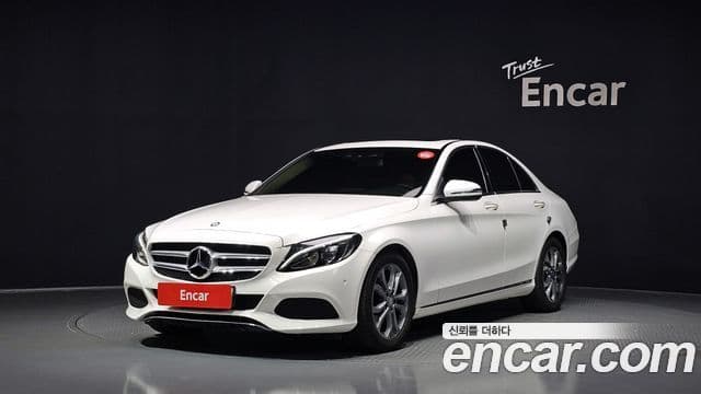 Mercedes-Benz C-Class W205 1