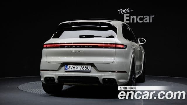 Porsche Cayenne (PO536) 4