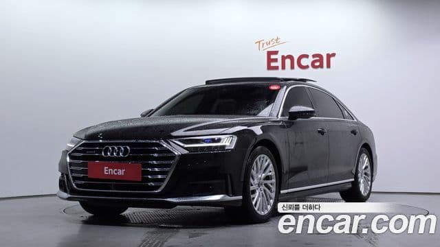 Audi A8 (D5) 1