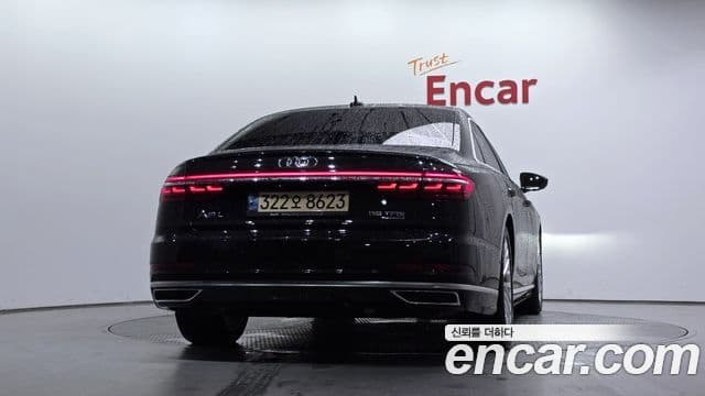 Audi A8 (D5) 4