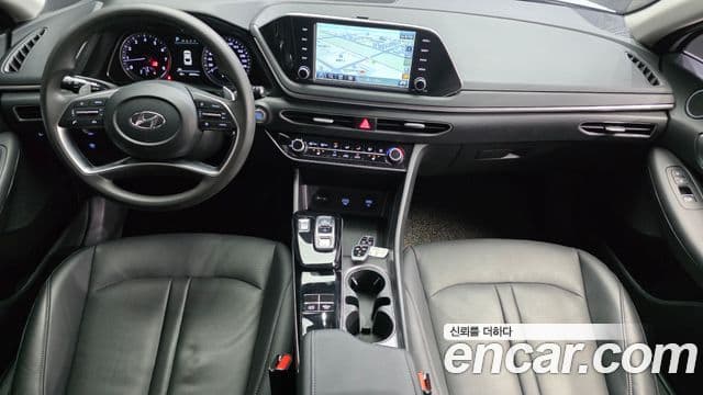 Hyundai Sonata (DN8) 4