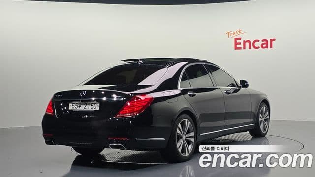 Mercedes-Benz S-Class W222 2