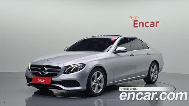 Mercedes-Benz E-Class W213 1