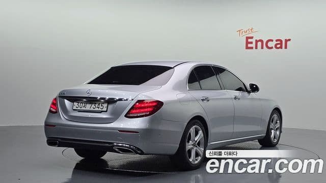 Mercedes-Benz E-Class W213 2