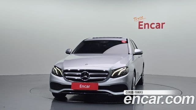 Mercedes-Benz E-Class W213 3