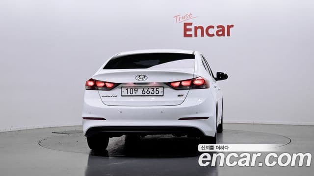 Hyundai Avante AD 3