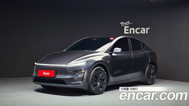 Tesla Model Y — 1