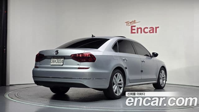 Volkswagen The New Passat 2