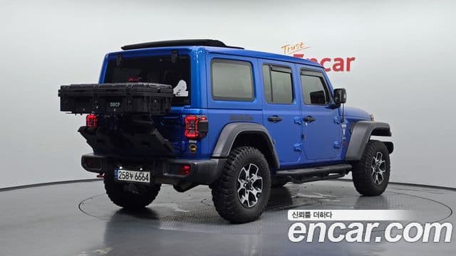 Jeep Wrangler (JL) 2