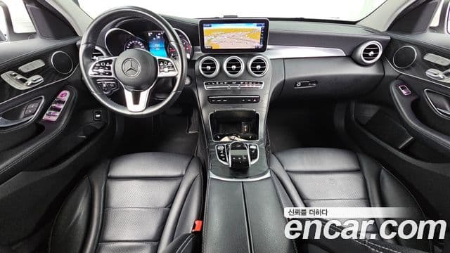 Mercedes-Benz C-Class W205 4